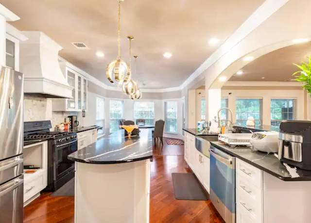 Property at 5526 Darschelle Dr, Houston, TX 77069, 5 beds, 3.5 baths