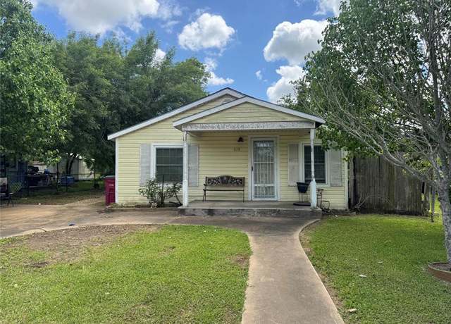 Property at 619 N Avenue C, Freeport, TX 77541, 3 beds, 2 baths