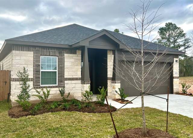 Property at 10633 Altitude Way, Conroe, TX 77303, 4 beds, 2 baths