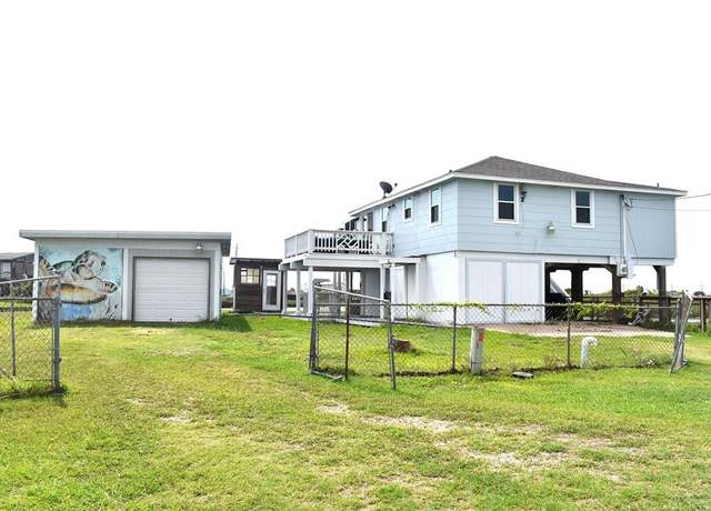 Property at 11 Chimaera Rd, Sargent, TX 77414, 2 beds, 2.5 baths