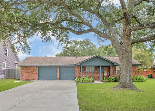 Property at 3202 Mckinney Dr, La Marque, TX 77568, 5 beds, 2.5 baths