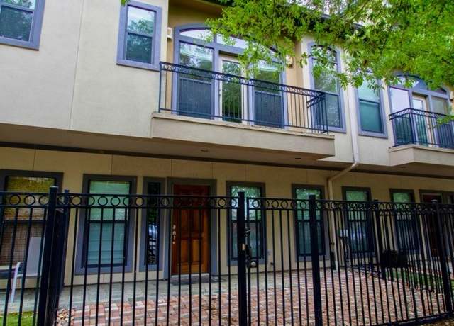 Property at 1113 Saint Charles St, Houston, TX 77003, 2 beds, 2.5 baths