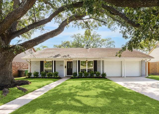 Property at 11102 Hillcroft St, Houston, TX 77096, 4 beds, 2 baths