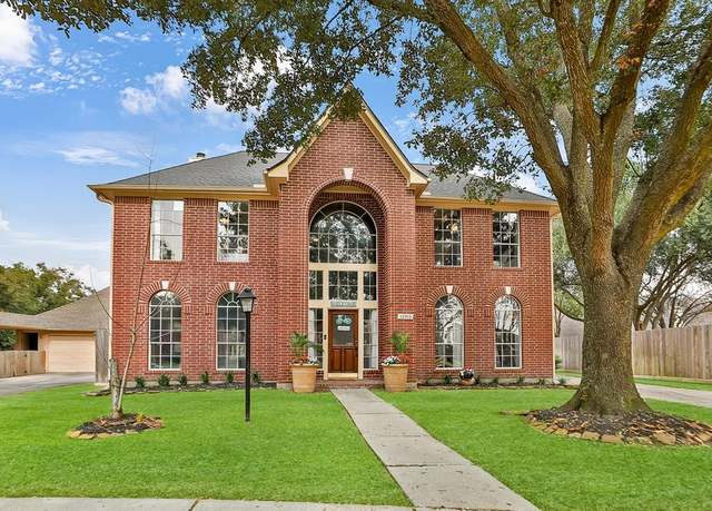 Property at 12910 Apple Forest Trl, Houston, TX 77065, 4 beds, 2.5 baths