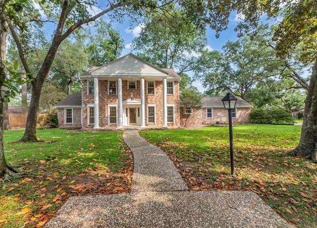 Property at 13631 Balmore Cir, Houston, TX 77069, 4 beds, 3.5 baths