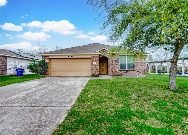 Property at 26 N Golden Oak Dr, Texas City, TX 77591, 4 beds, 2 baths
