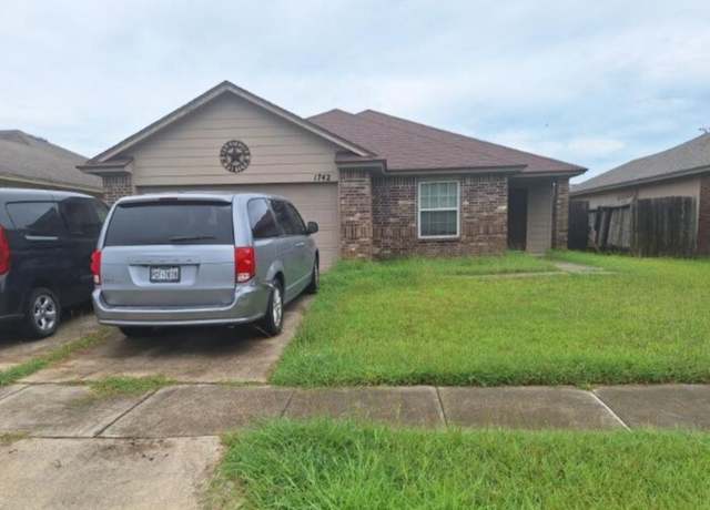Property at 1742 Gallop Trl, Corpus Christi, TX 78410, 4 beds, 2 baths