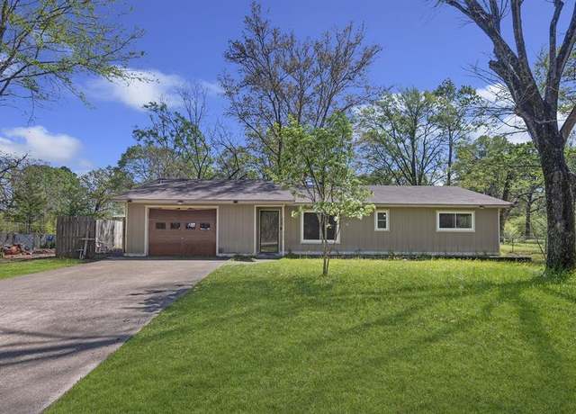 Property at 702 Neches St, Lufkin, TX 75901, 2 beds, 2 baths