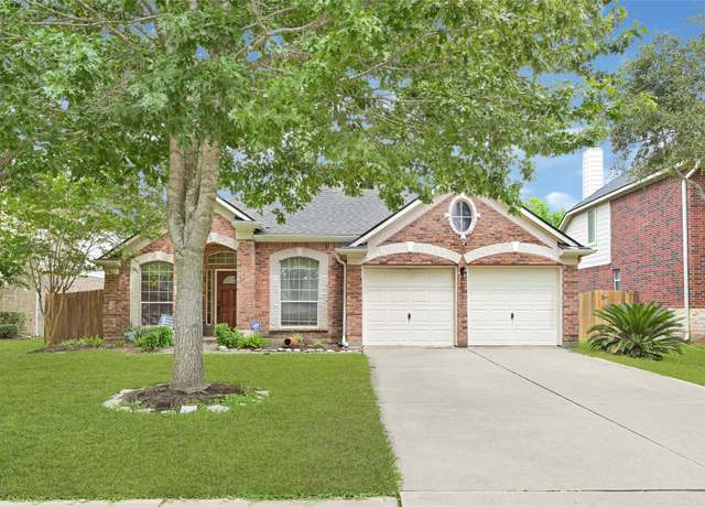 Property at 519 Rainswept Pass Dr, Rosenberg, TX 77469, 3 beds, 2 baths