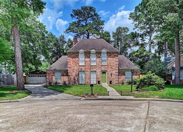Property at 5802 Foresthaven Dr, Houston, TX 77066, 4 beds, 2.5 baths