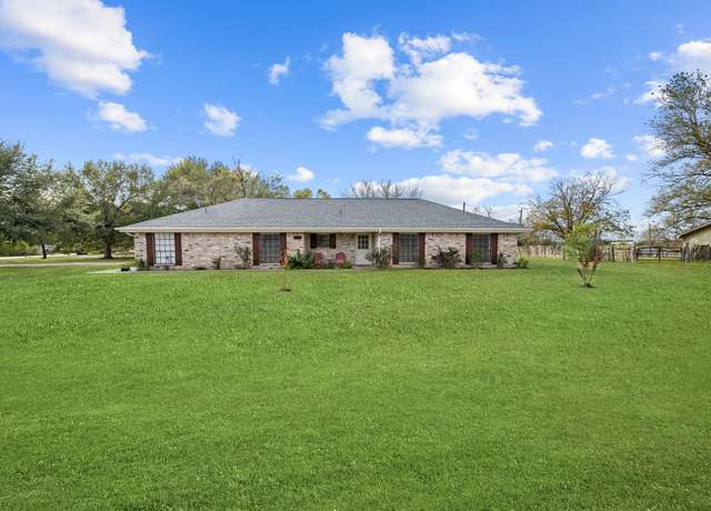 Property at 3009 Fm 50, Brenham, TX 77833, 3 beds, 2 baths