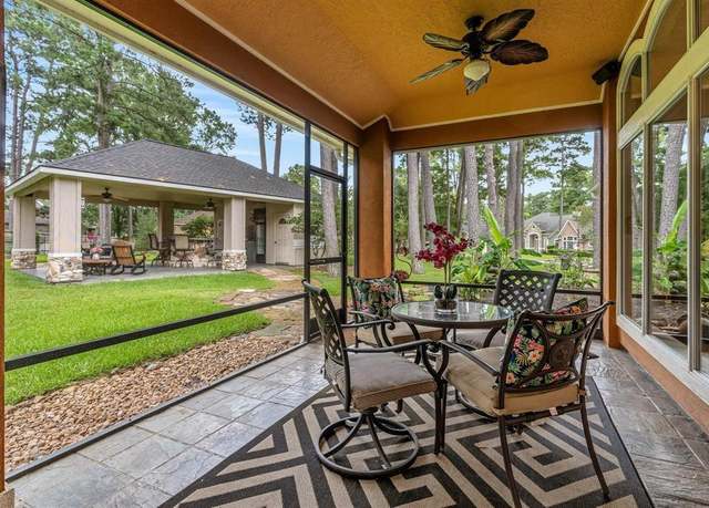 Property at 60 Fairfield Dr, Montgomery, TX 77356, 3 beds, 2.5 baths
