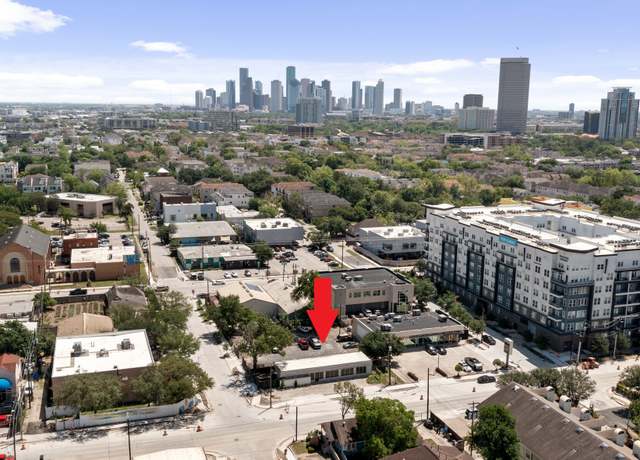 Property at 722 Durham Dr, Houston, TX 77007