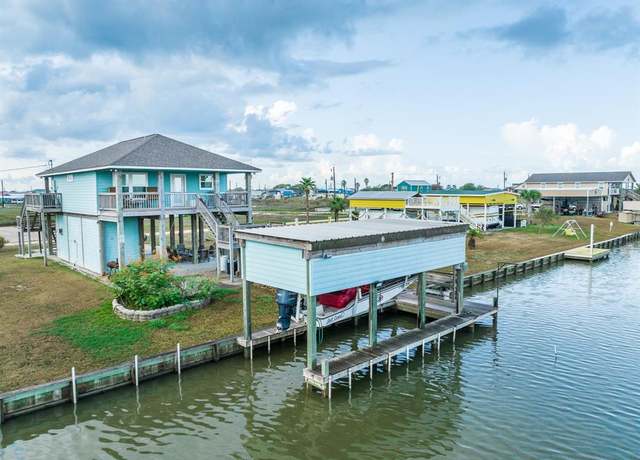 Property at 115 Albacore St, Sargent, TX 77414, 3 beds, 2 baths
