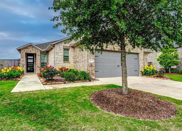 Property at 29031 Zacate Creek Ln, Fulshear, TX 77441, 2 beds, 2 baths
