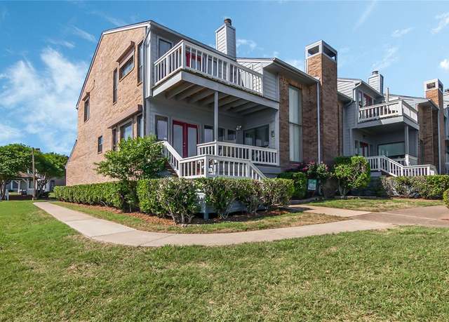 Property at 2601 S Broadway St #41, La Porte, TX 77571, 2 beds, 2.5 baths