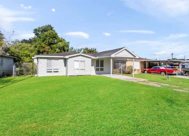Property at 208 Preston St, La Marque, TX 77568, 3 beds, 1 bath