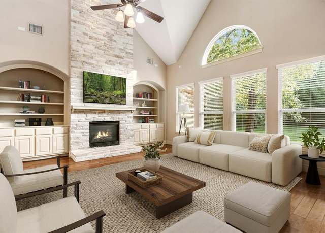 Property at 8408 Grand Lake Estates Dr, Montgomery, TX 77316, 4 beds, 4 baths