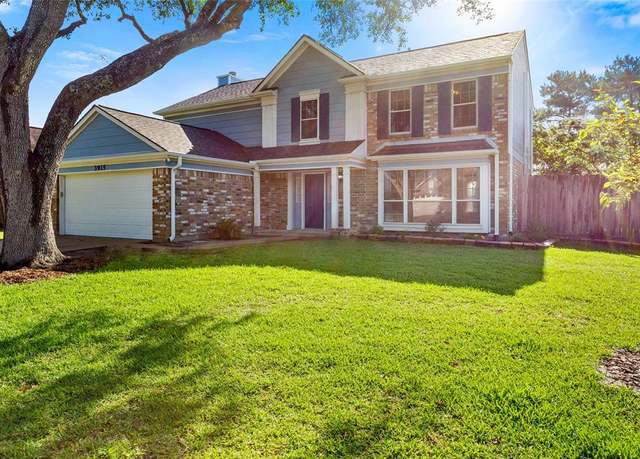 Property at 3915 Ashwood Dr, Pearland, TX 77584, 4 beds, 2.5 baths