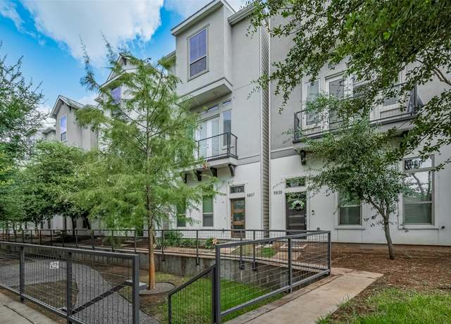 Property at 5837 E Post Oak Ln, Houston, TX 77055, 3 beds, 3.5 baths