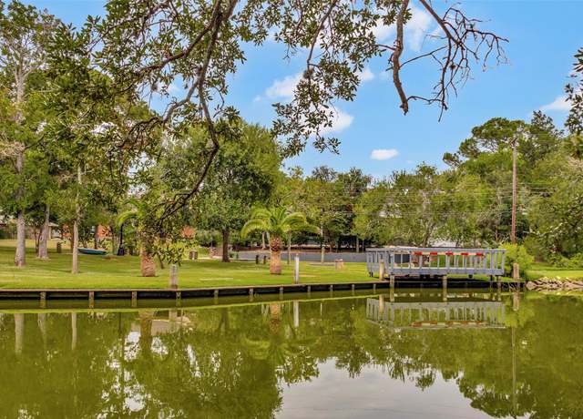 Property at 107 Bayou Glen St, Hitchcock, TX 77563, 3 beds, 2 baths
