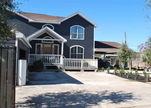 Property at 9607 Meadowvine Dr, Houston, TX 77044, 5 beds, 2.5 baths