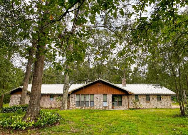 Property at 360 Evangeline Dr, Vidor, TX 77662, 2 beds, 2 baths