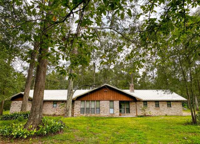 Property at 360 Evangeline Dr, Vidor, TX 77662, 2 beds, 2 baths
