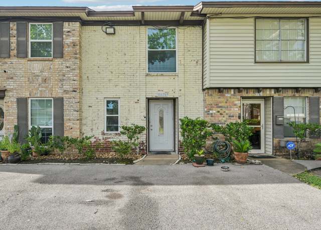 Property at 10676 Hazelhurst Dr, Houston, TX 77043, 2 beds, 1.5 baths
