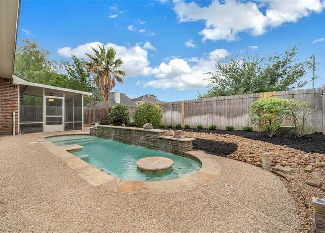 Property at 4319 Countrycrossing Dr, Spring, TX 77388, 3 beds, 2 baths