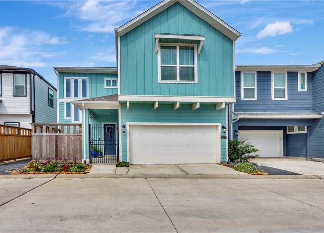 Property at 2507 Bay Breeze Dr, Kemah, TX 77565, 3 beds, 2.5 baths