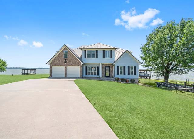 Property at 237 Vivian Rd, Onalaska, TX 77360, 5 beds, 2.5 baths