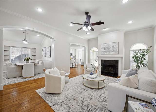 Property at 11907 Canyon Rock Ln, Tomball, TX 77377, 3 beds, 2 baths