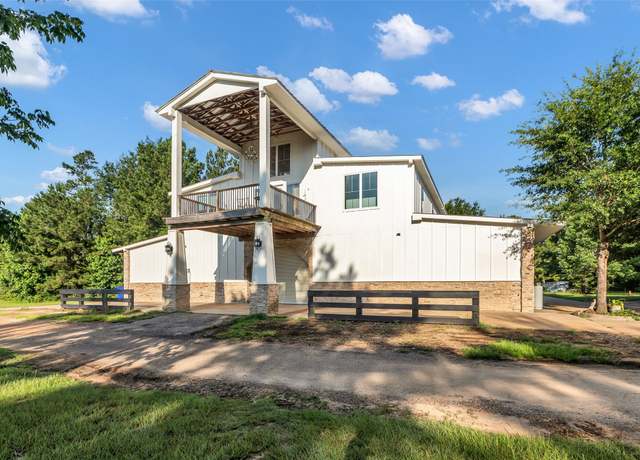 Property at 719 Turkey Creek Dr, Livingston, TX 77351, 6 beds, 4.5 baths