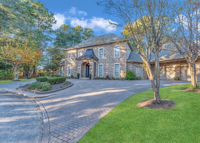 Property at 901 Longmire Rd #54, Conroe, TX 77304, 3 beds, 4.5 baths