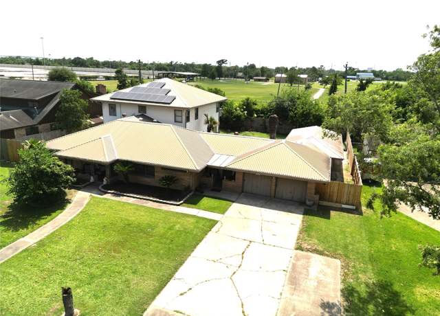 Property at 1611 Leggett Dr, Galena Park, TX 77547, 6 beds, 3.5 baths