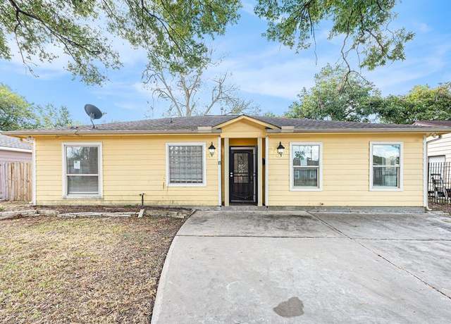 Property at 4910 Ward St, Houston, TX 77021, 3 beds, 2 baths