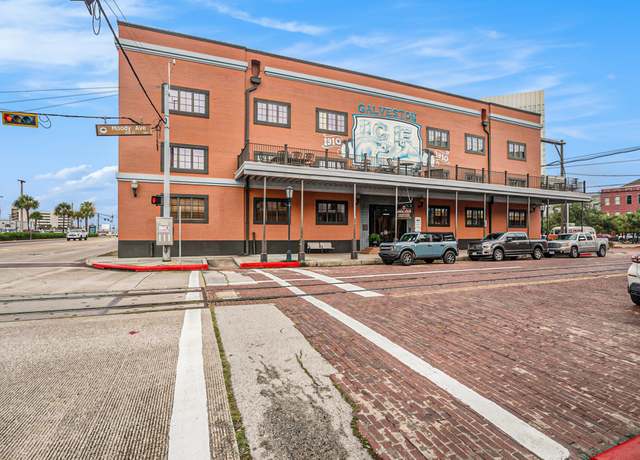 Property at 104 Moody Ave #313, Galveston, TX 77550, 2 beds, 2 baths