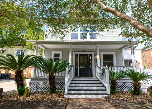 Property at 105 E 14th St, Houston, TX 77008, 3 beds, 2.5 baths