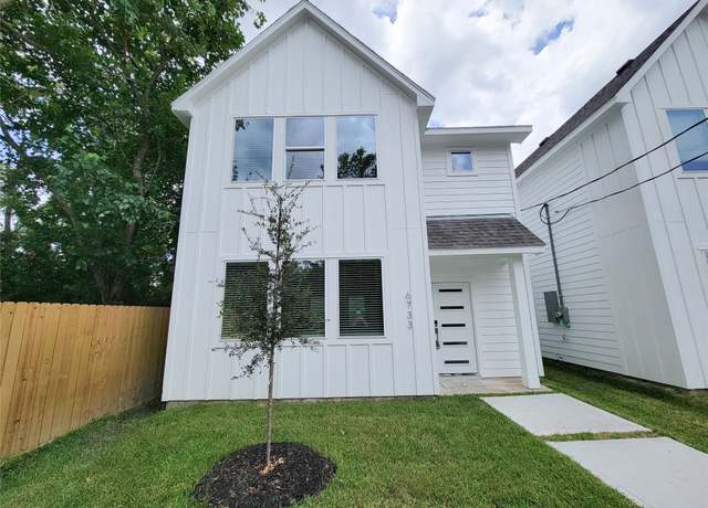 Property at 6733 Cohn St, Houston, TX 77091, 3 beds, 2.5 baths