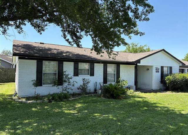 Property at 431 Crockett St, Channelview, TX 77530, 3 beds, 2 baths