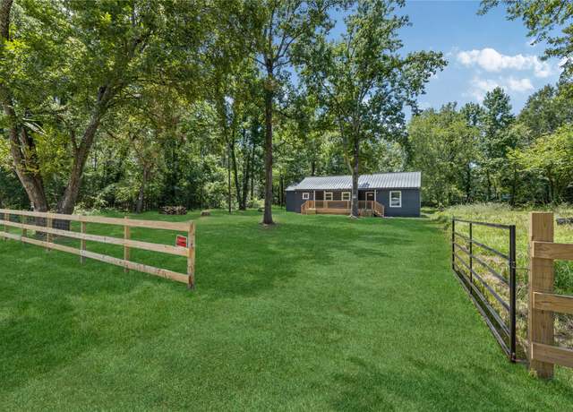 Property at 10928 L And M Rd, Montgomery, TX 77316, 3 beds, 2 baths