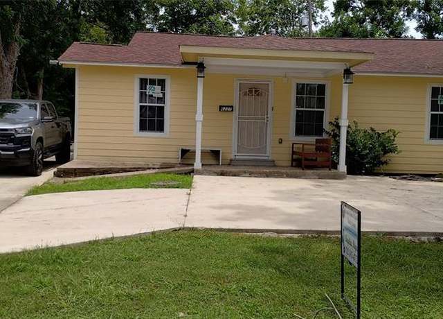 Property at 6227 Cavalier St, South Houston, TX 77087, 4 beds, 3 baths