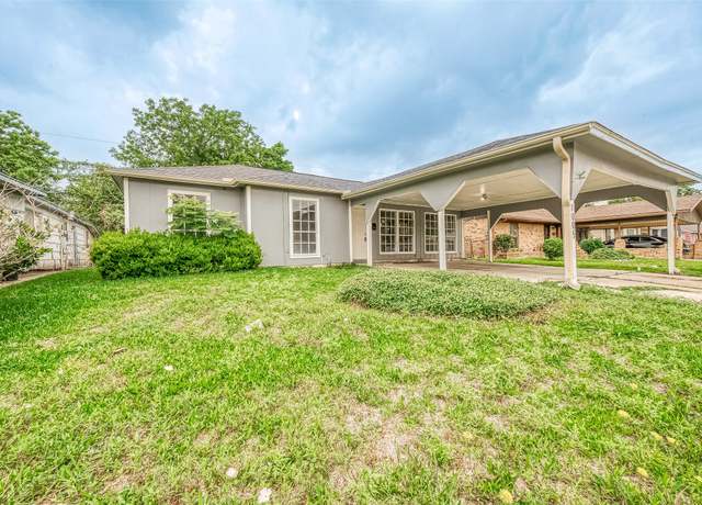 Property at 1005 Bank Dr, Galena Park, TX 77547, 7 beds, 2 baths