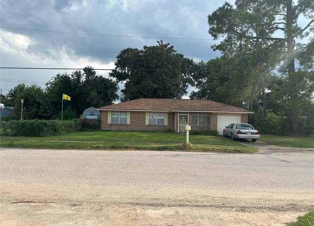 Property at 6837 Barney Rd, Houston, TX 77092, 3 beds, 2 baths