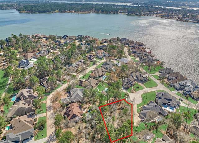Property at 11 Westlyn Ct, Montgomery, TX 77356