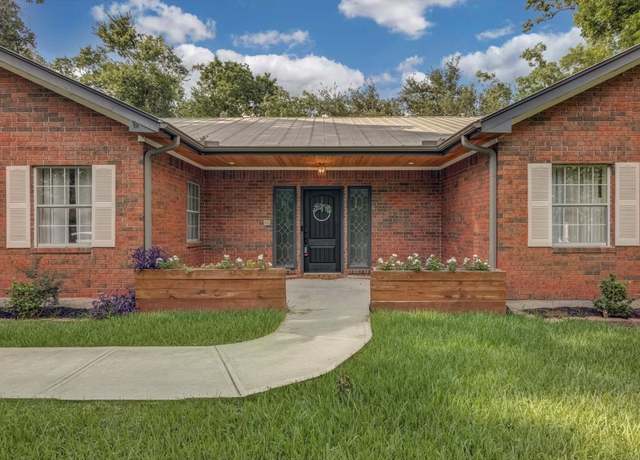 Property at 9010 Carousel Ln, Houston, TX 77080, 3 beds, 2 baths