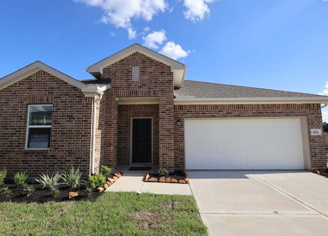 Property at 421 Monarch Trl, Huntsville, TX 77340, 3 beds, 2 baths