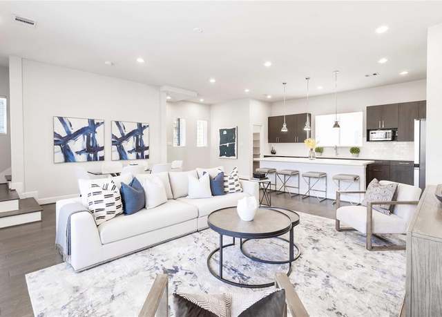 Property at 1507 Elgin St, Houston, TX 77004, 3 beds, 3.5 baths