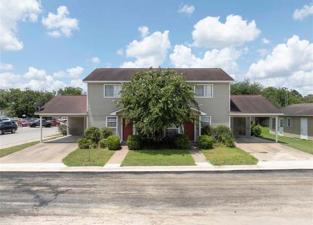 Property at 205 & 207 N Market St, Hallettsville, TX 77964, 2 beds, 2 baths